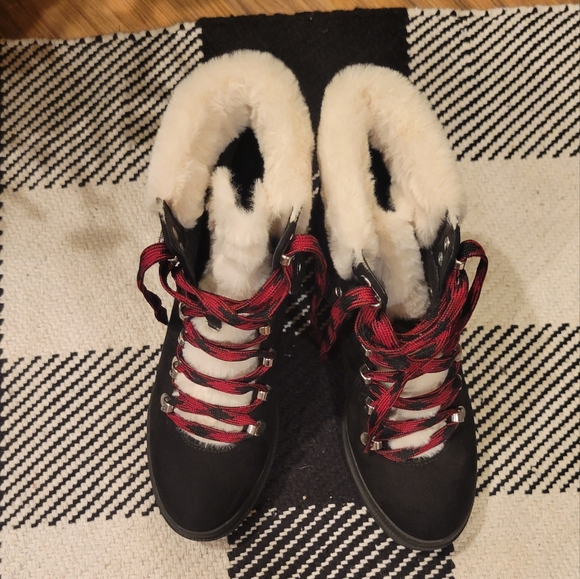 Jellypop Mission Black Boots, size 7.5 - Picture 6 of 11